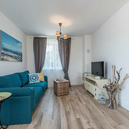 Sakarun - Ena * فيلي رات