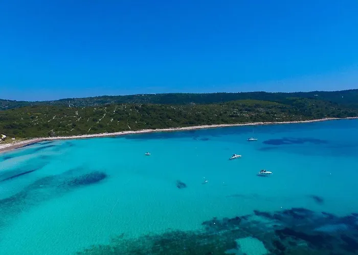 Sakarun - Ena Ferienhaus Veli Rat