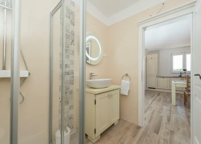 Sakarun - Ena Ferienhaus