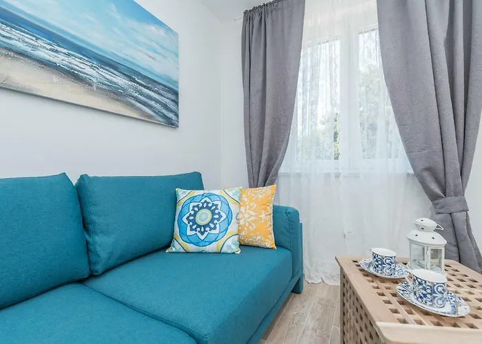 Sakarun - Ena Veli Rat